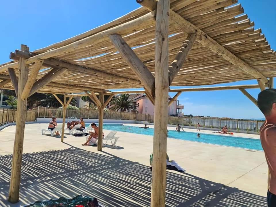 Bel Appartement Vue Sur Le Lac Marin Avec Piscine Le Barcarès Exterior foto