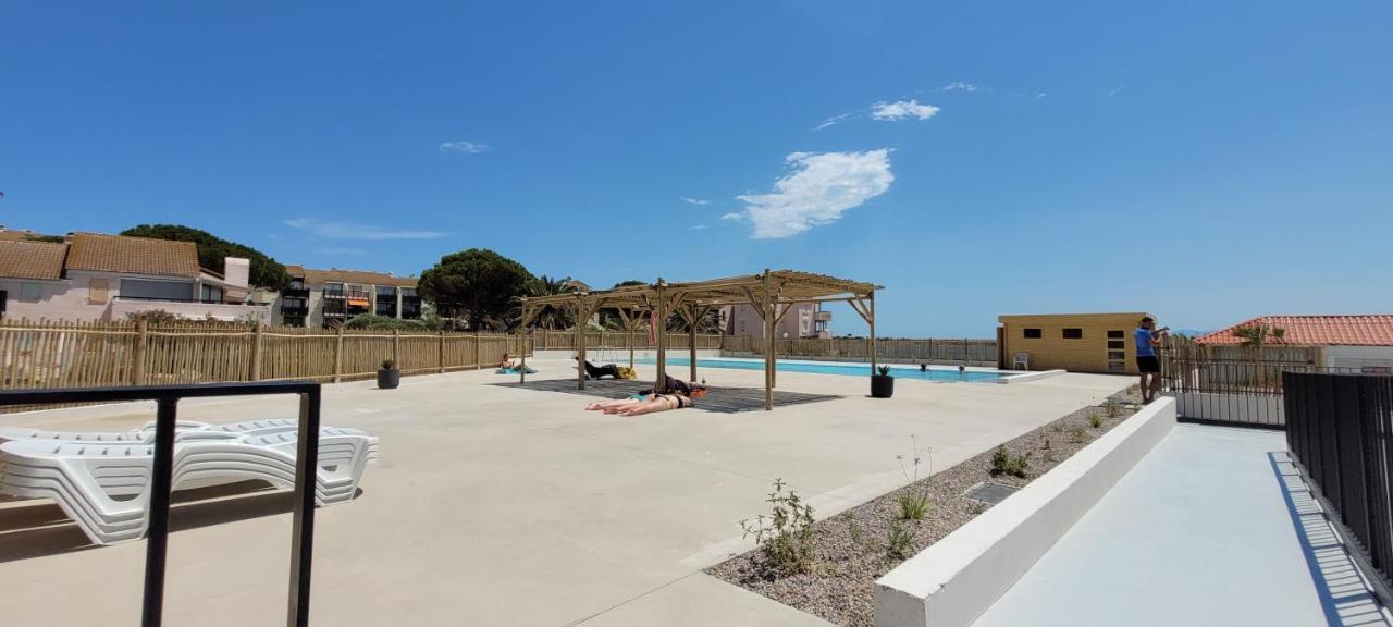 Bel Appartement Vue Sur Le Lac Marin Avec Piscine Le Barcarès Exterior foto