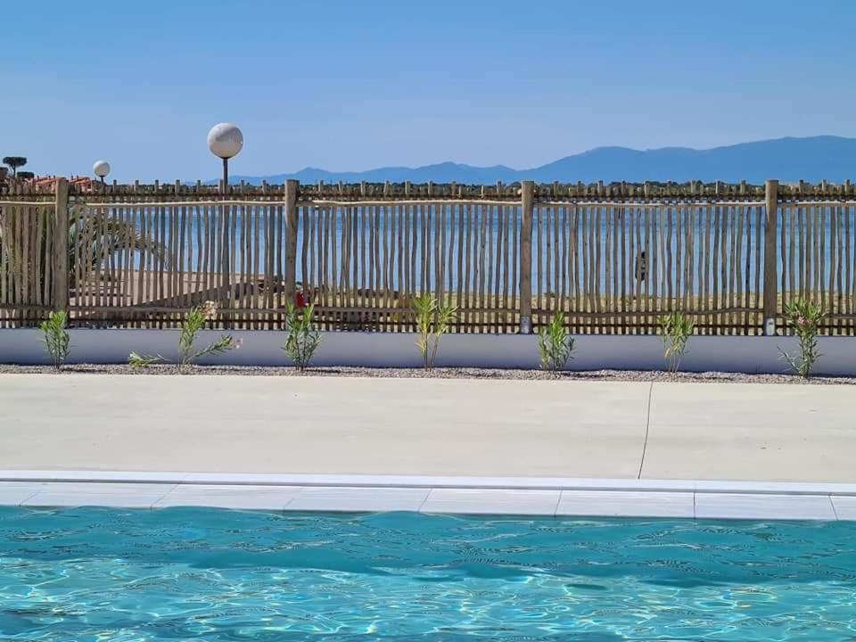 Bel Appartement Vue Sur Le Lac Marin Avec Piscine Le Barcarès Exterior foto